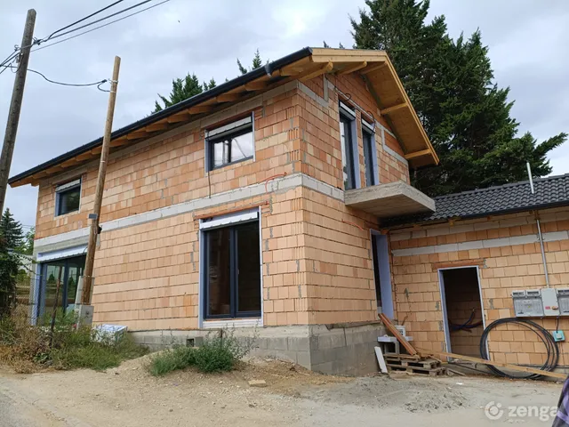 Eladó ház Diósd 121 nm