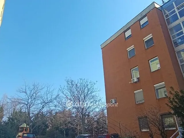 Eladó lakás Diósd 65 nm