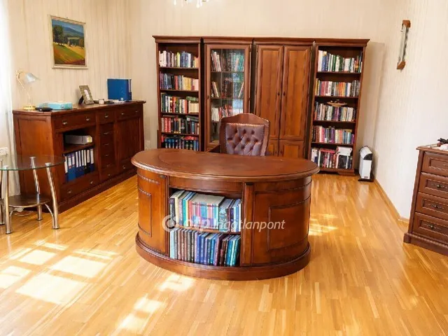 Eladó ház Budakeszi 344 nm