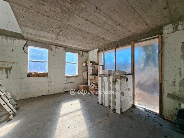 Eladó ház Diósd 219 nm