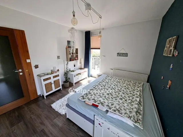 Eladó lakás Biatorbágy 108 nm