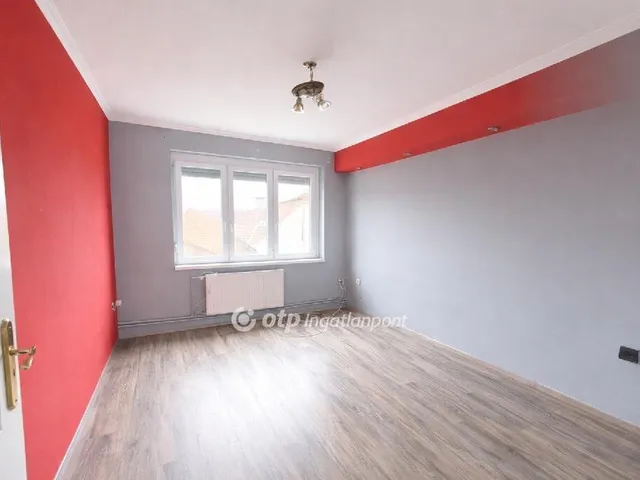 Eladó lakás Budapest XXI. kerület 111 nm