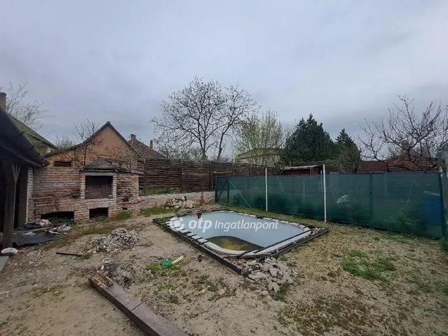 Eladó lakás Budapest XXI. kerület 111 nm