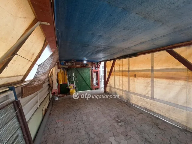 Eladó lakás Budapest XXI. kerület 111 nm