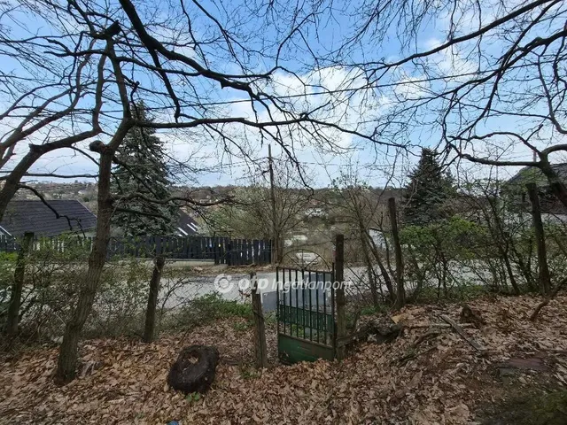 Eladó telek Érd 2205 nm