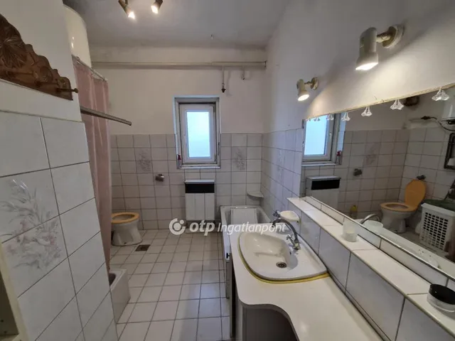 Eladó ház Ercsi 94 nm