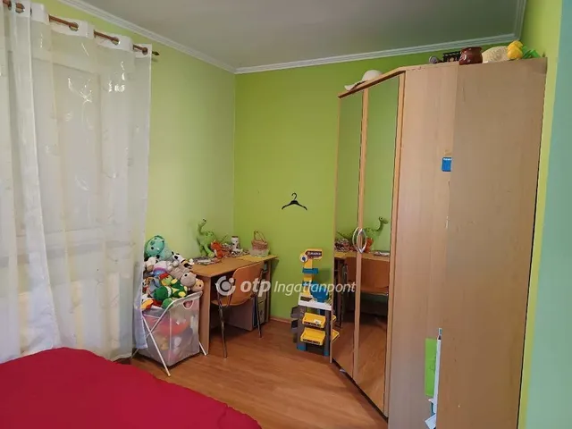 Eladó ház Szár 187 nm