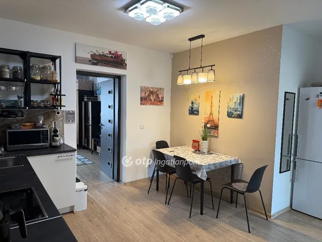 Eladó ház Martonvásár 110 nm