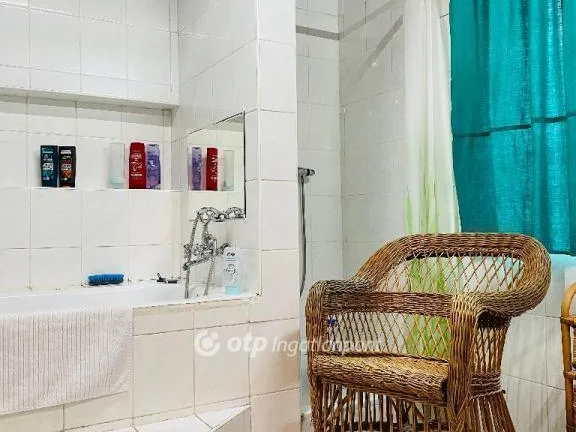 Eladó ház Tárnok 192 nm