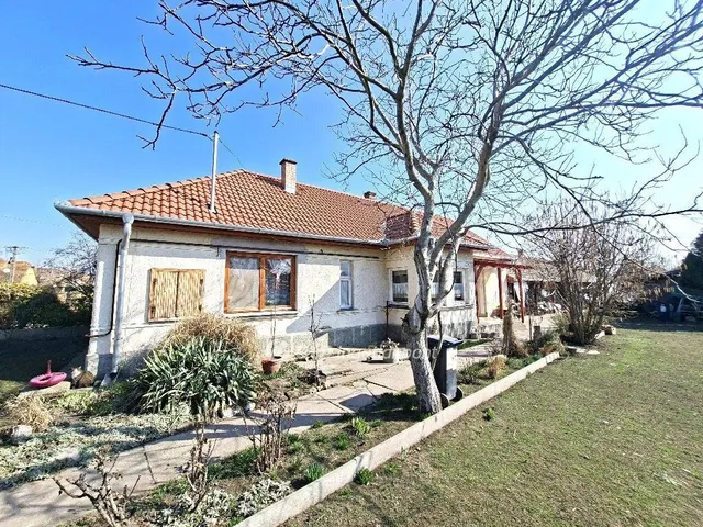 Eladó ház Ráckeresztúr 130 nm