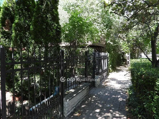 Eladó ház Budapest XXII. kerület, Budatétény 195 nm