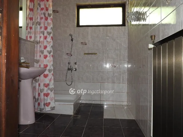 Eladó ház Budapest XXII. kerület, Budatétény 195 nm