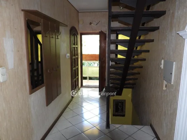 Eladó ház Budapest XXII. kerület, Budatétény 195 nm