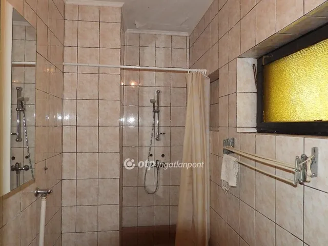 Eladó ház Budapest XXII. kerület, Budatétény 195 nm