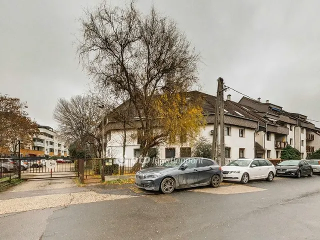 Eladó lakás Budapest XI. kerület, Albertfalva 109 nm