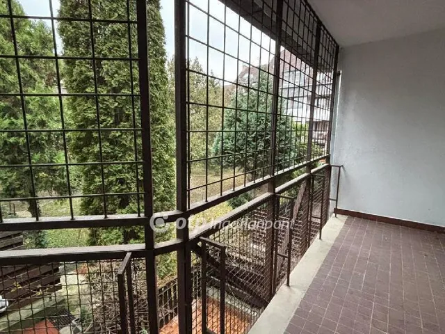 Eladó lakás Budapest XI. kerület, Albertfalva 109 nm