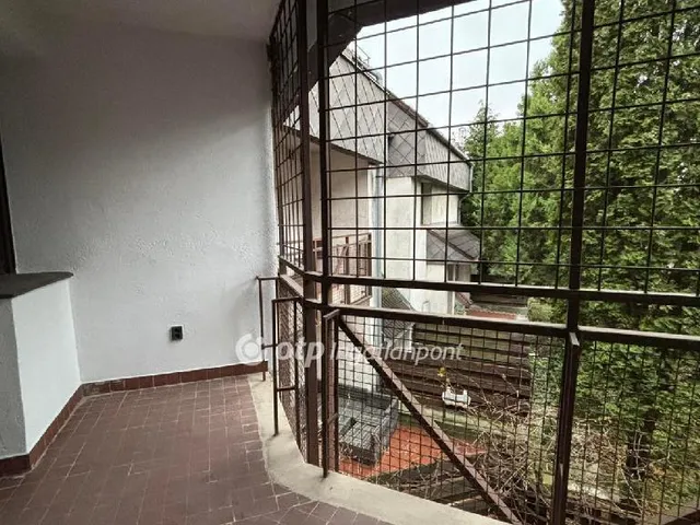 Eladó lakás Budapest XI. kerület, Albertfalva 109 nm