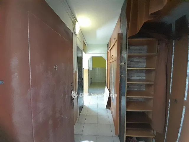 Eladó lakás Oroszlány 53 nm