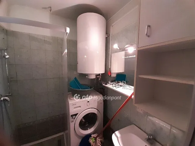 Eladó lakás Oroszlány 53 nm