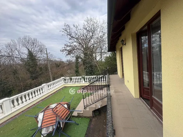 Eladó ház Érd 179 nm