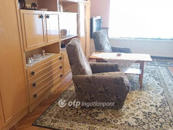 Eladó ház Süttő 87 nm