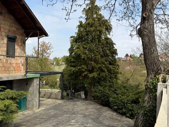 Eladó ház Budaörs 195 nm