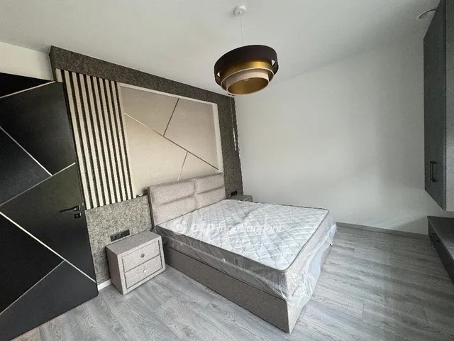 Kiadó ház Budaörs 265 nm