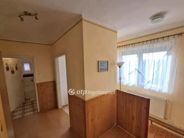 Eladó ház Pusztaszabolcs 98 nm