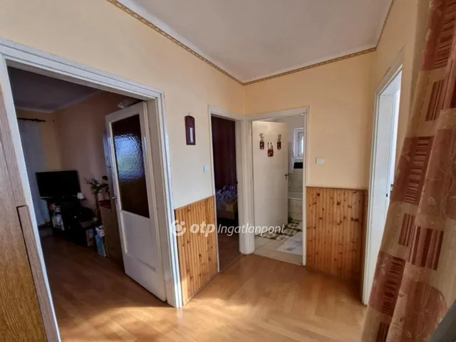 Eladó ház Pusztaszabolcs 98 nm