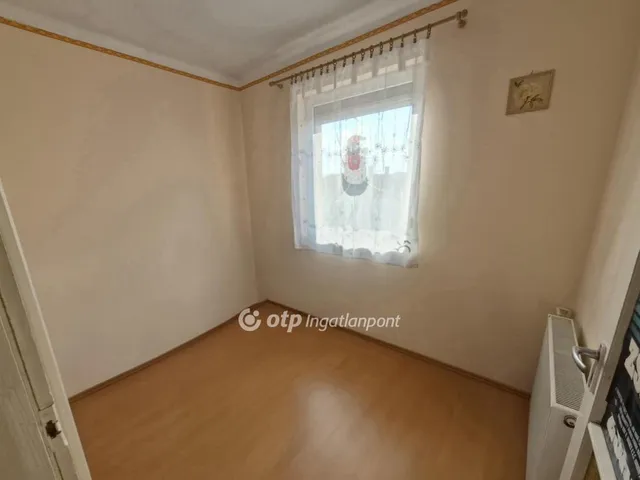 Eladó ház Pusztaszabolcs 98 nm