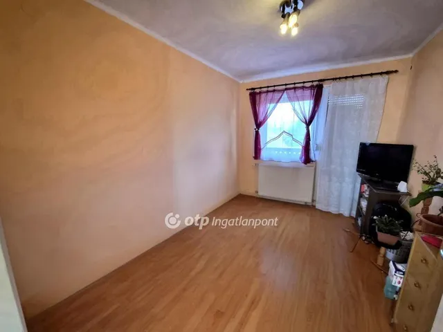 Eladó ház Pusztaszabolcs 98 nm