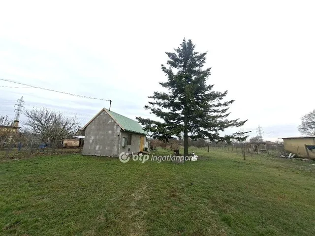 Eladó ház Ráckeresztúr 30 nm