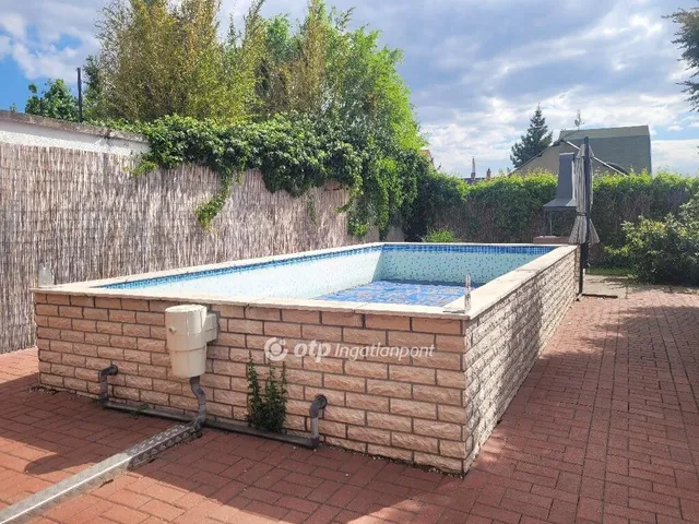 Eladó ház Budapest XXII. kerület, Baross Gábor telep 288 nm