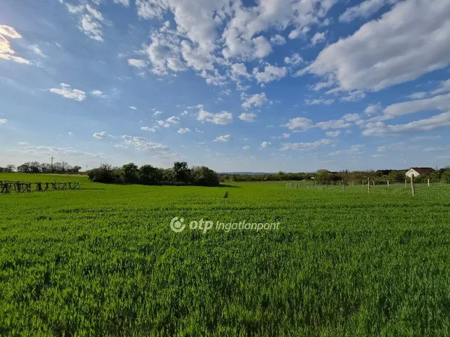 Eladó telek Érd 3535 nm