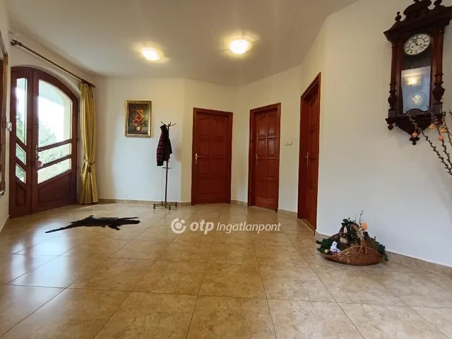 Eladó ház Érd, Parkváros 310 nm