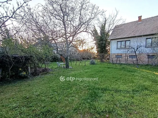 Eladó telek Érd, Vincellér 1059 nm