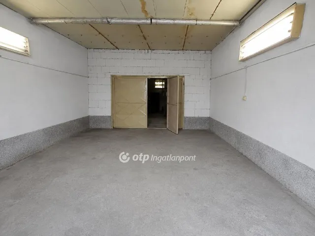 Kiadó garázs Érd, Parkváros 57 nm