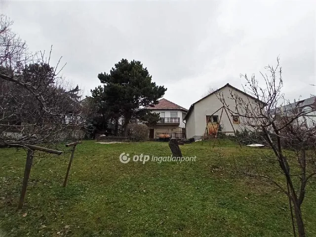 Eladó ház Érd, Parkváros 253 nm