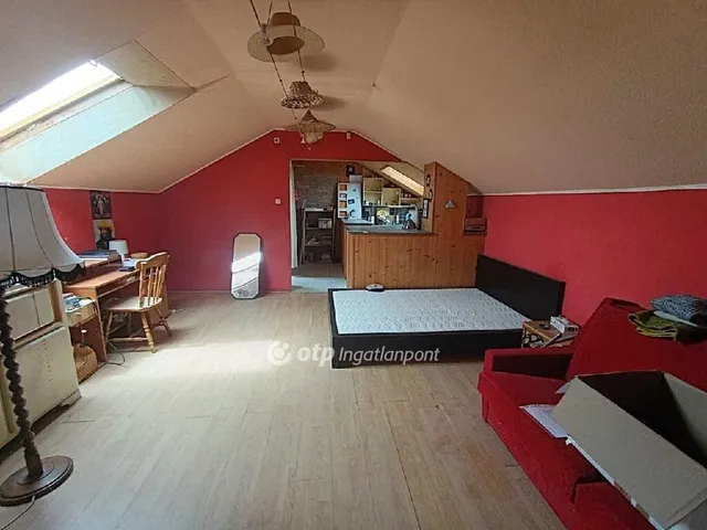 Eladó ház Érd, Dombosváros 209 nm