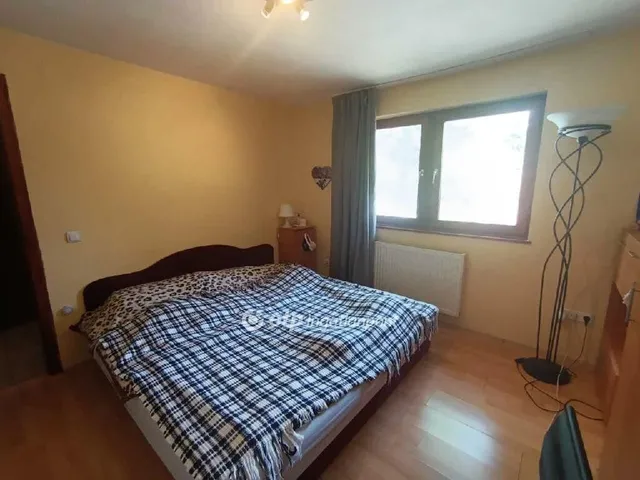 Eladó ház Érd, Dombosváros 209 nm