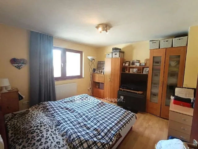 Eladó ház Érd, Dombosváros 209 nm