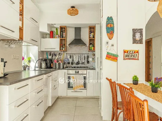 Eladó ház Velence 164 nm