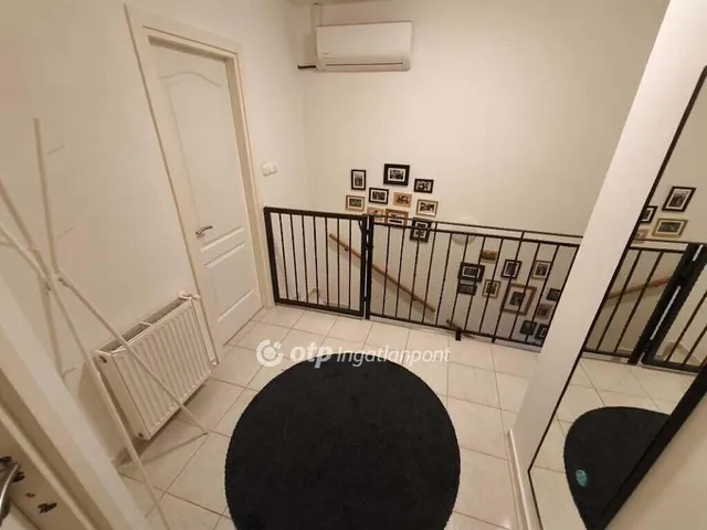 Eladó lakás Martonvásár 74 nm