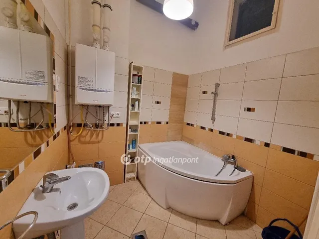 Eladó lakás Budapest VII. kerület 96 nm
