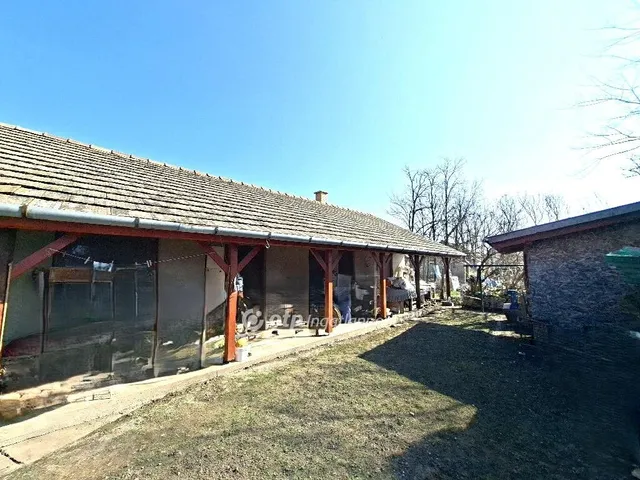 Eladó ház Ráckeresztúr 130 nm