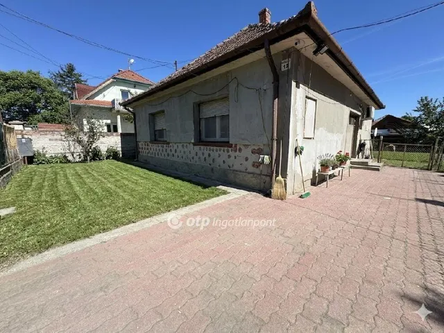Eladó ház Halásztelek 75 nm