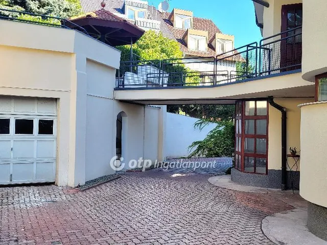 Eladó lakás Budapest XII. kerület 262 nm