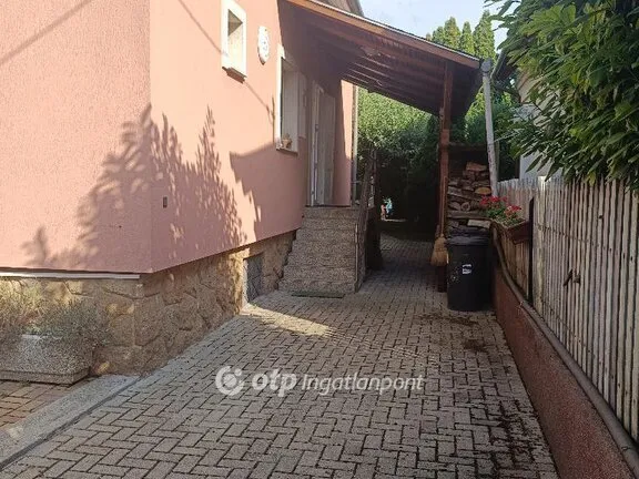 Eladó ház Törökbálint 225 nm