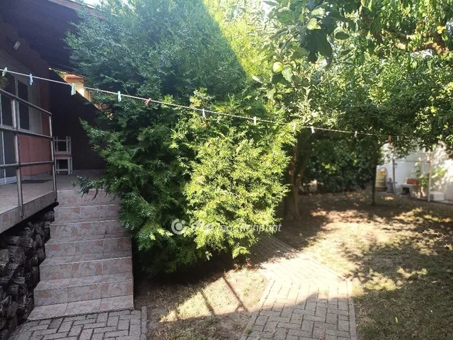 Eladó ház Törökbálint 225 nm