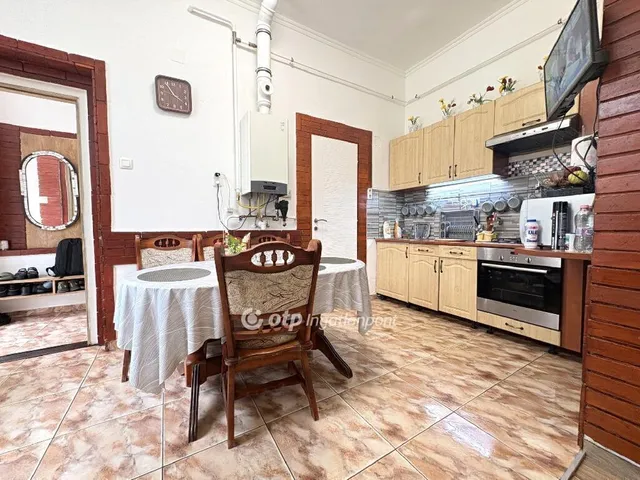 Eladó lakás Budapest XXI. kerület 72 nm